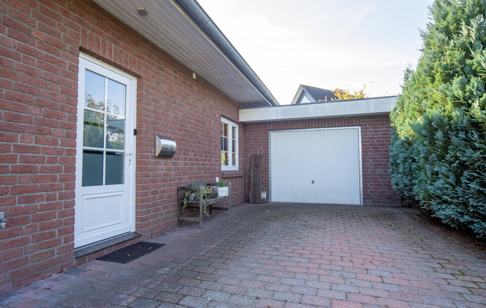 Seiteneingang/Garage